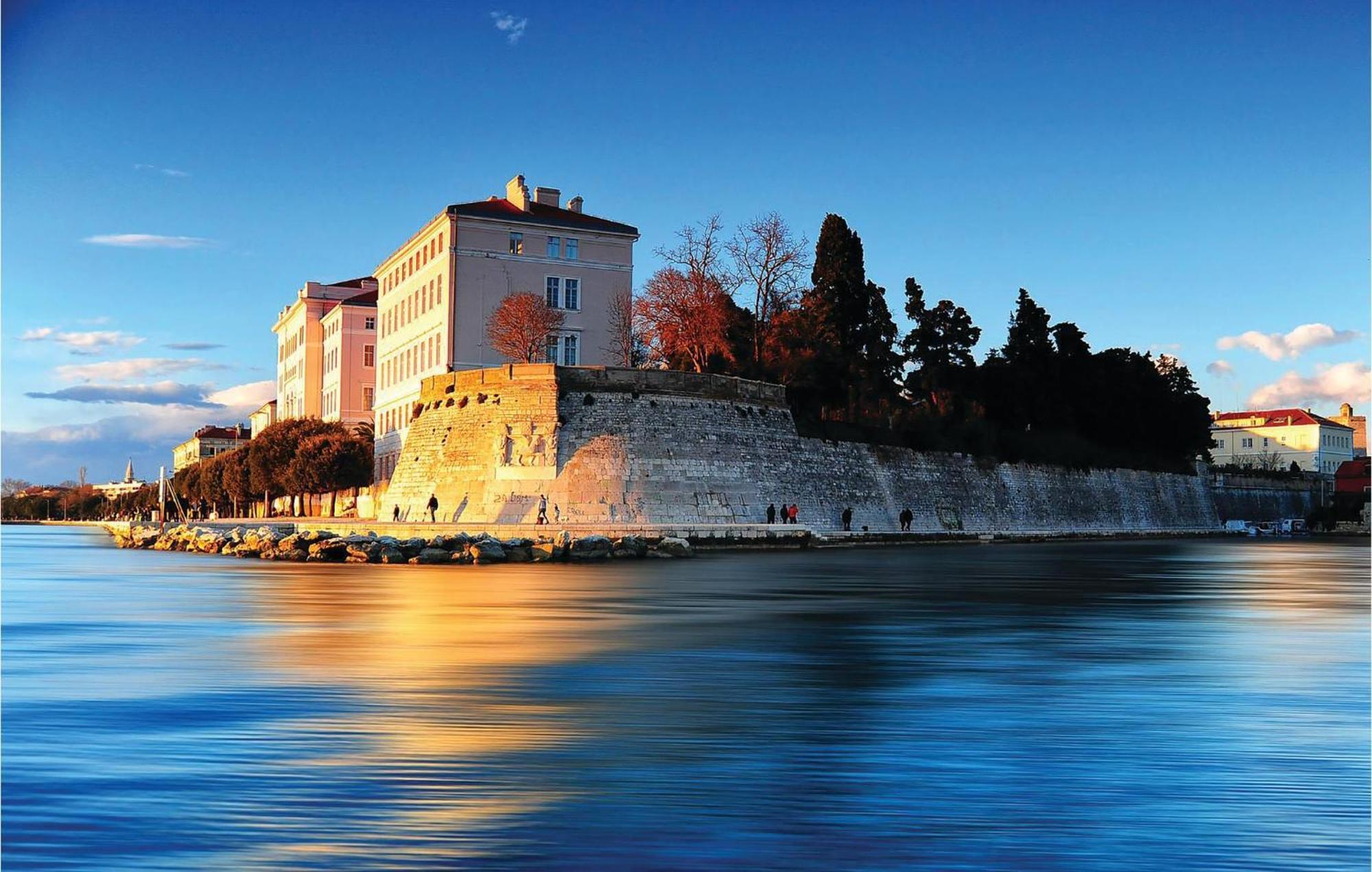 Lovely Apartment In Zadar With Wifi Exterior photo